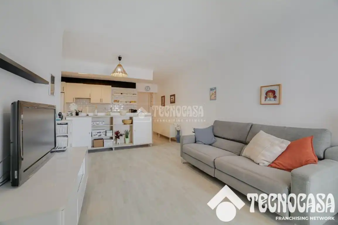 Sala de estar de Piso en venta en Badalona con Calefacción y Balcón