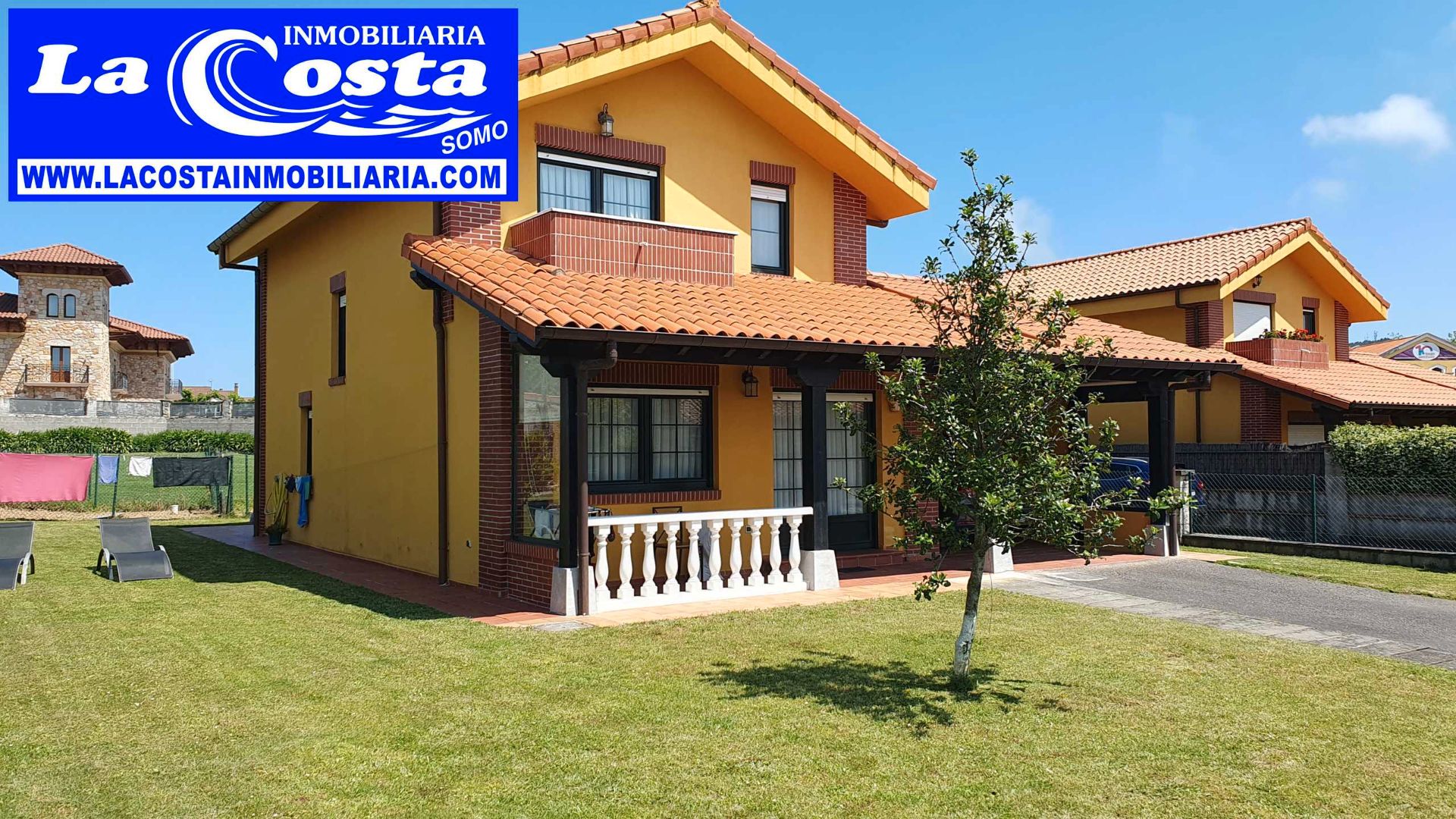 Vista exterior de Casa o xalet en venda en Ribamontán al Mar amb Calefacció, Jardí privat i Terrassa