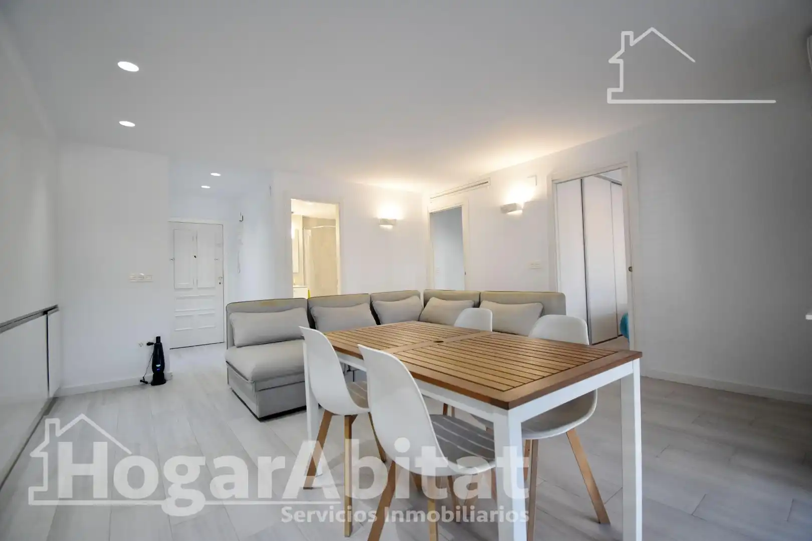 Living room of Flat for sale in Cullera  with Private garden, Terrace and Furnished
