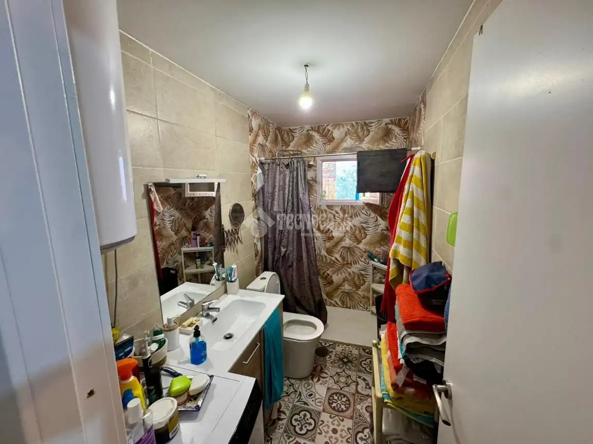 Habitación de Casa adosada en venta en Tarancón con Terraza y Internet