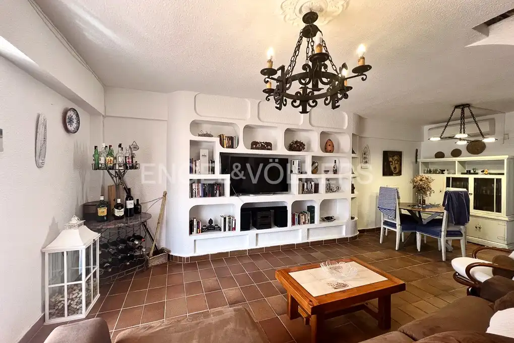 Sala de estar de Ático de alquiler en Sueca con Aire acondicionado, Calefacción y Jardín privado