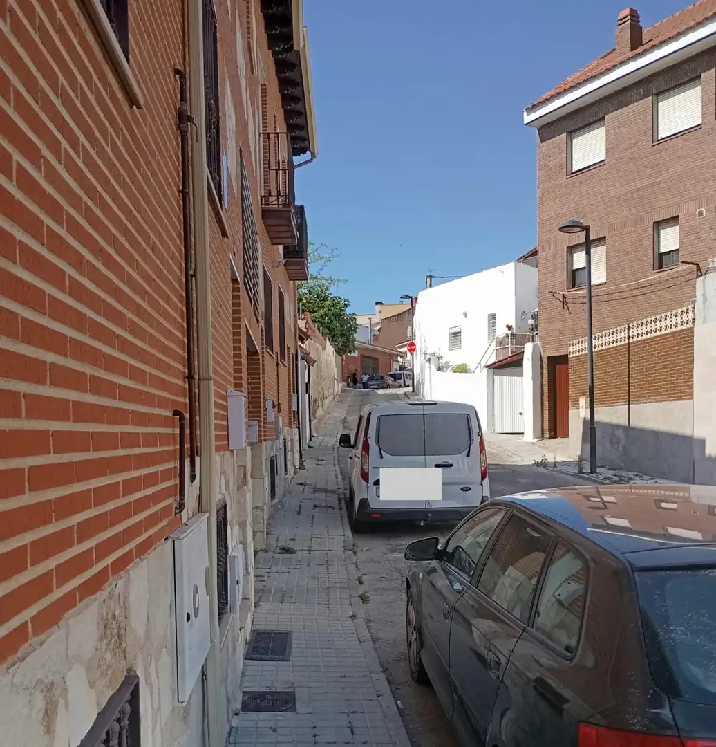 Exterior view of Detached homes for sale in Ciempozuelos  with Air Conditioner, Heating and Terrace