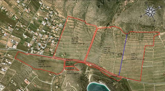 Terreno en Alquiler en N/A en Hondón de las Nieves / El Fondó de les Neus