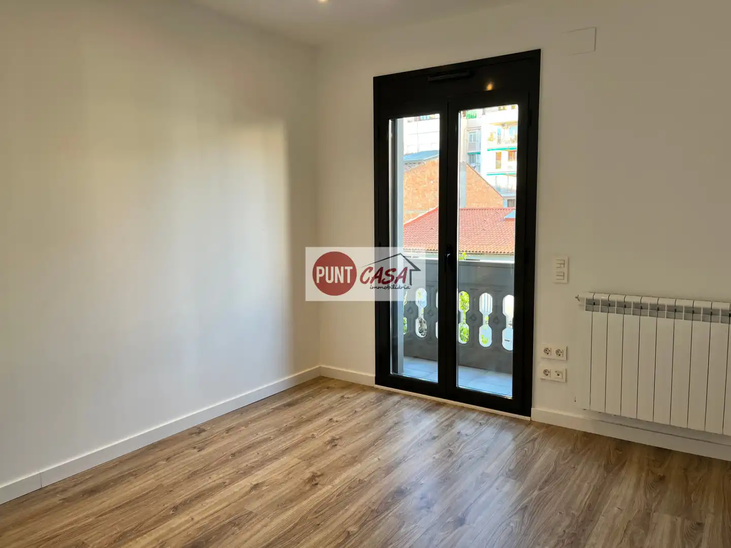 Habitación de Piso de alquiler en Lleida con Calefacción, Parquet y Horno
