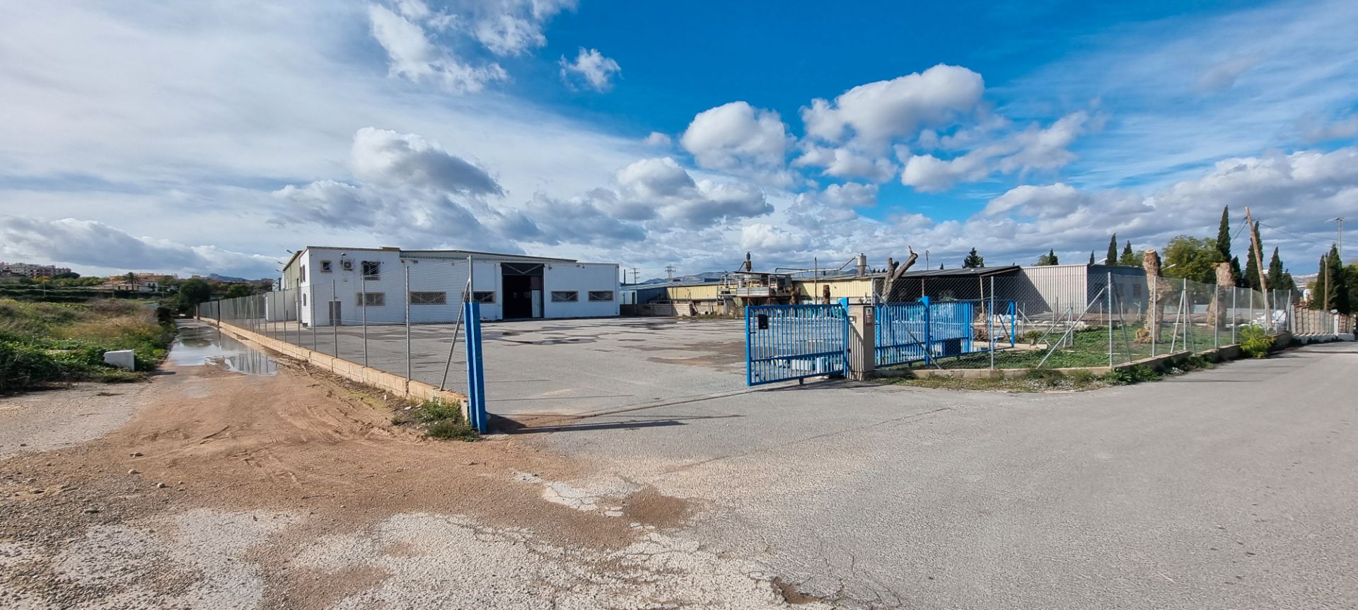 Exterior view of Industrial buildings for sale in Aspe  with Heating and Alarm