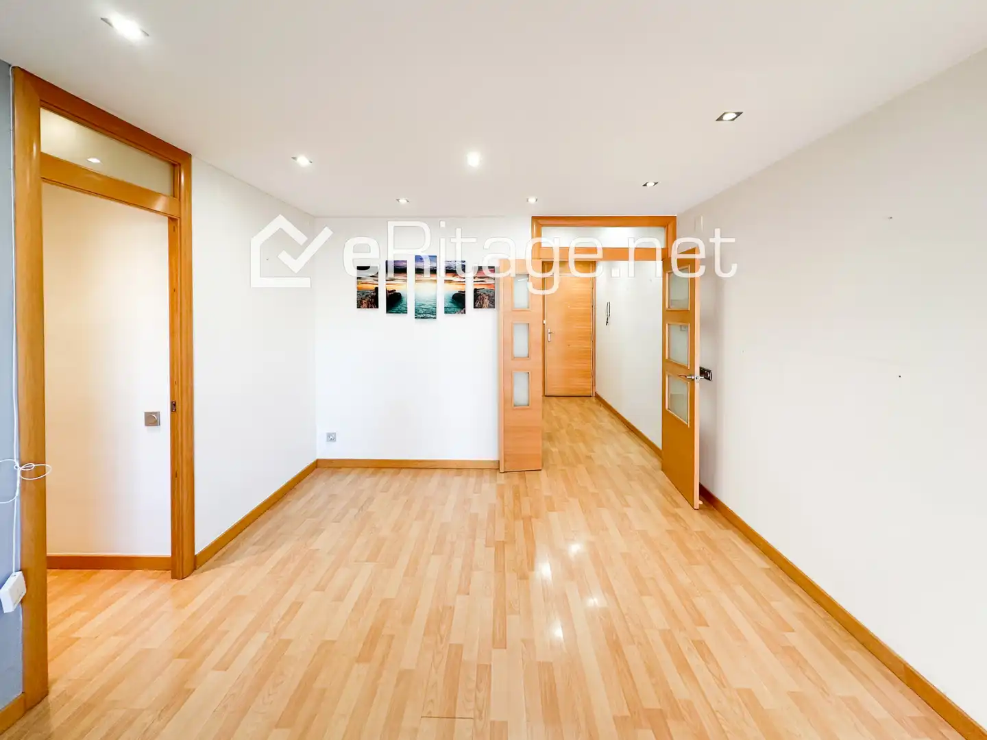 Piso en venta en L'Hospitalet de Llobregat con Aire acondicionado, Calefacción y Parquet
