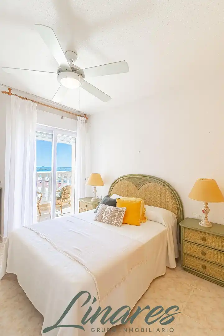 Dormitori de Àtic en venda en La Manga del Mar Menor amb Terrassa i Moblat