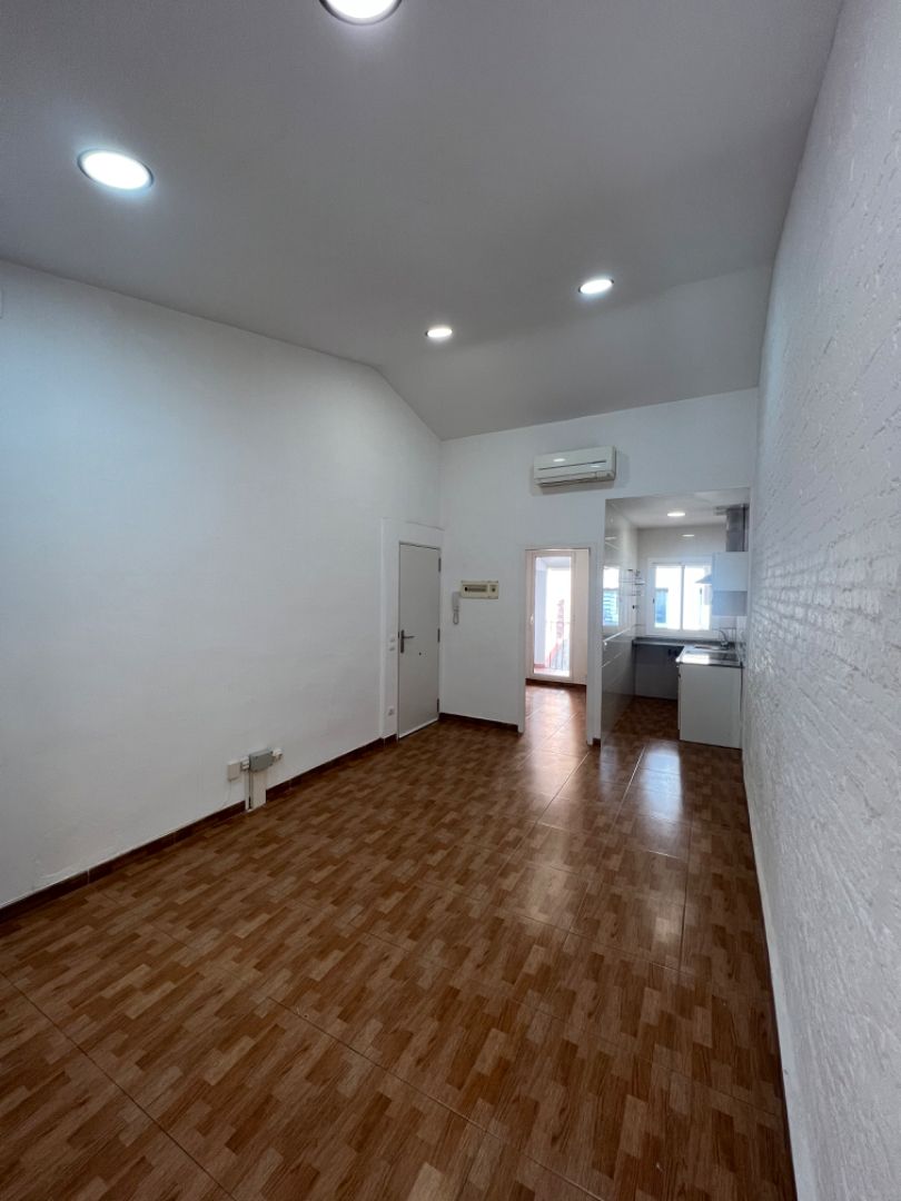 Ático de alquiler en Reus con Aire acondicionado, Calefacción y Terraza