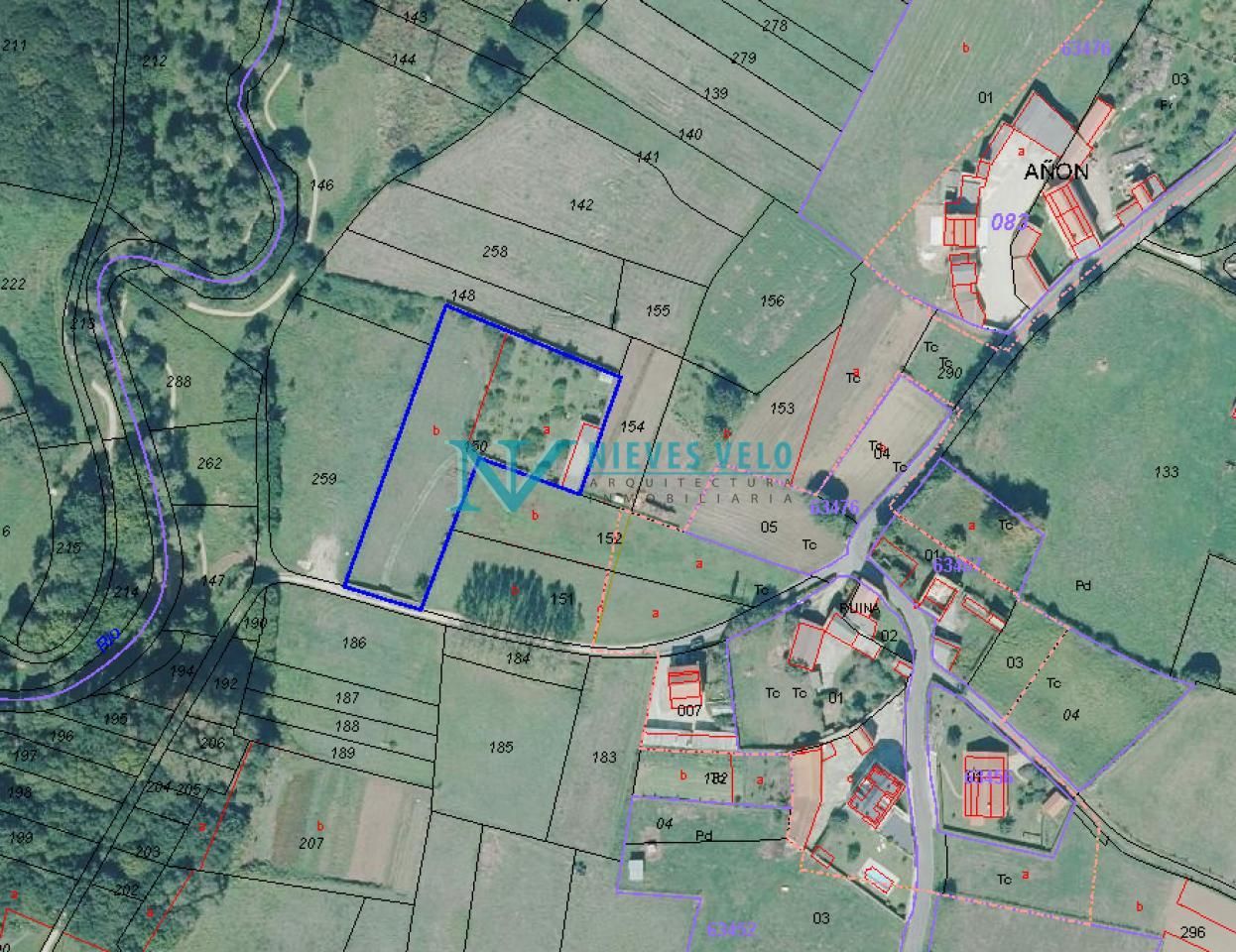 Casa o xalet en venda en Carballo amb Jardí privat