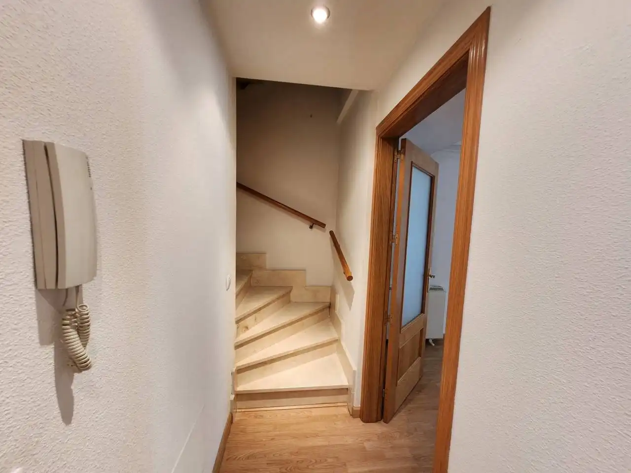 Maisonette zur Miete in El Casar mit Heizung