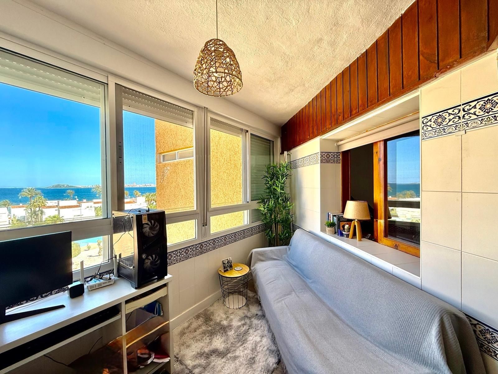 Sala de estar de Estudio en venta en Cartagena con Amueblado