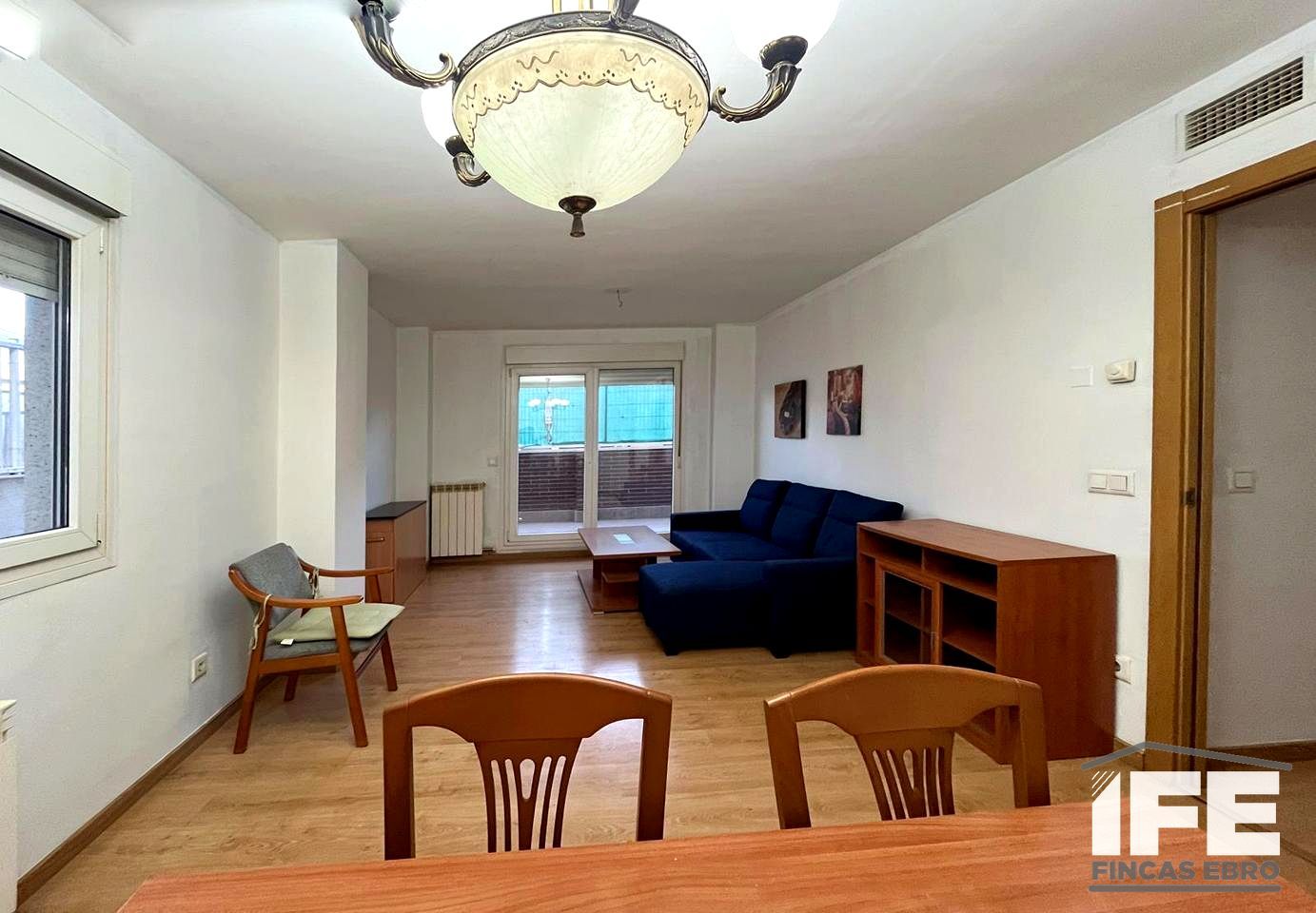 Living room of Planta baja for sale in Alagón  with Terrace and Furnished