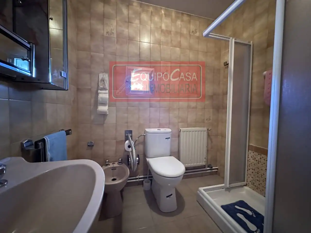 Bathroom of Flat for sale in Begonte  with Heating, Private garden and Parquet flooring