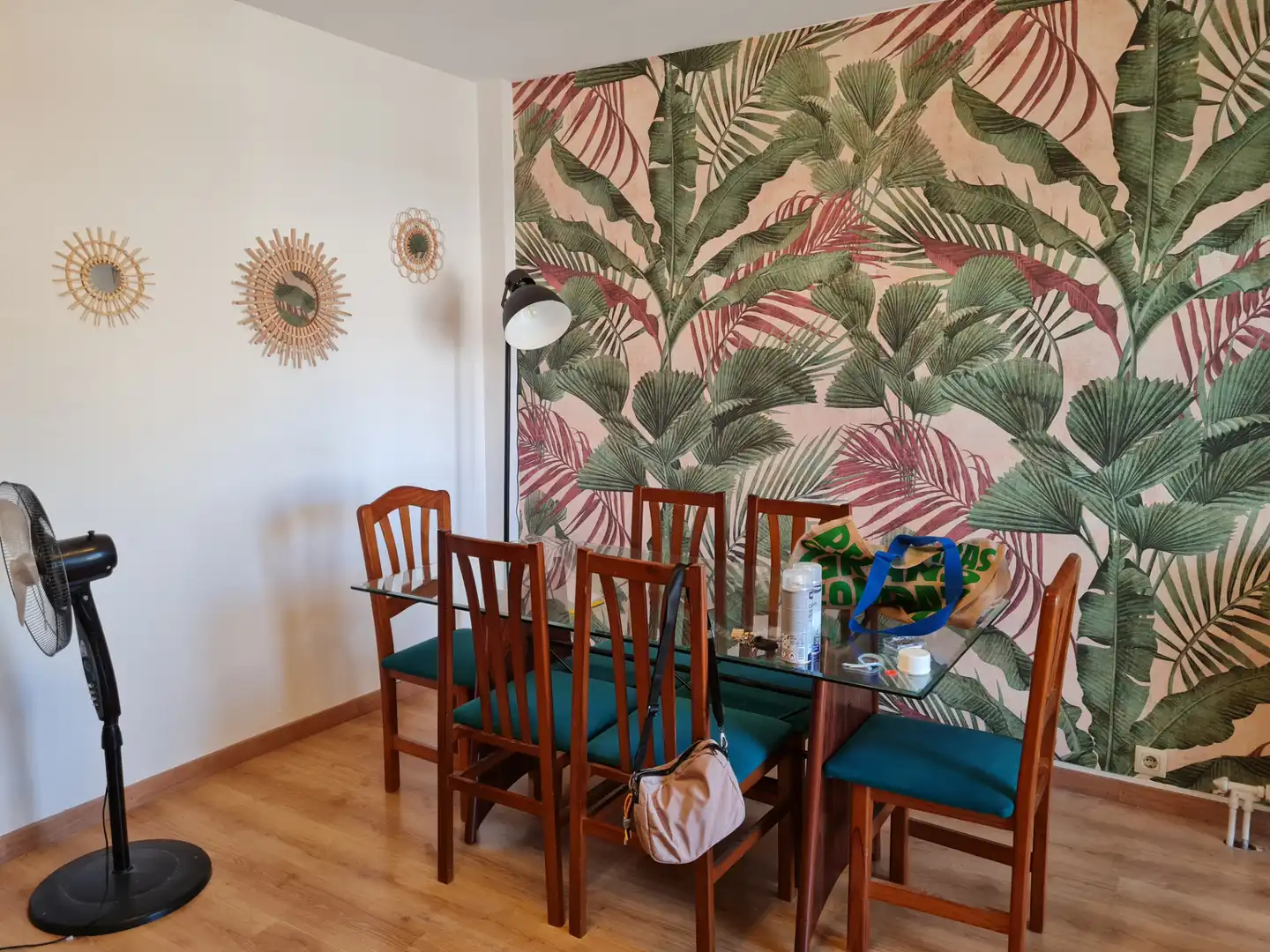Comedor de Piso de alquiler en Girona con Calefacción, Parquet y Amueblado