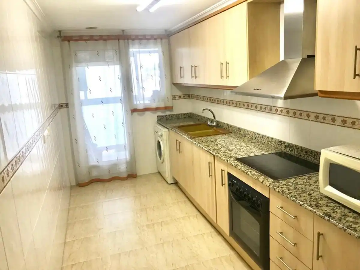 Cocina de Piso de alquiler en Manises con Aire acondicionado, Calefacción y Amueblado