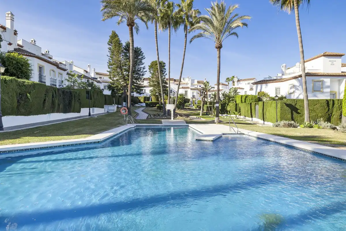 Adossat amb piscina en venda a Estepona - Estepona,Bel-Air,Avenida de Bel-Air, imagen 36