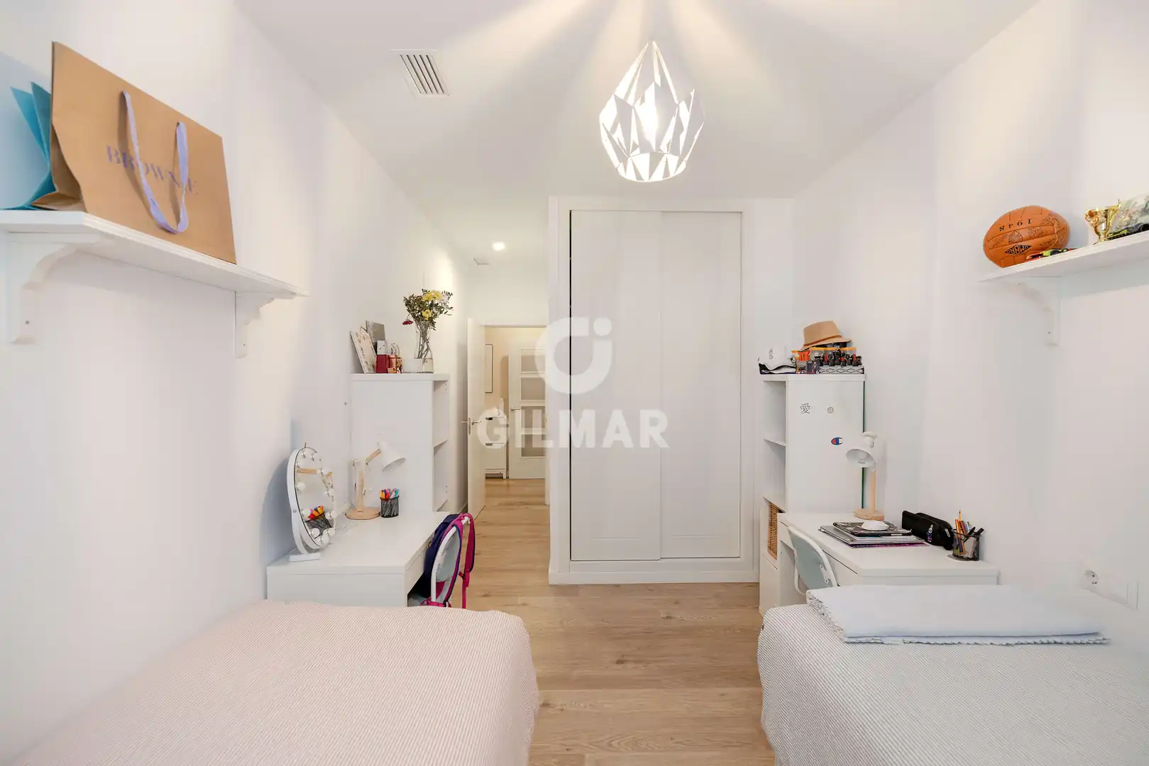 Habitación de Piso en venta en Torremolinos con Calefacción, Jardín privado y Trastero