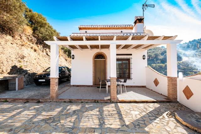 Casa-chalet en Venta en N/A en Frigiliana