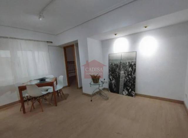 Piso en Alquiler en San Esteban - San Cristóbal