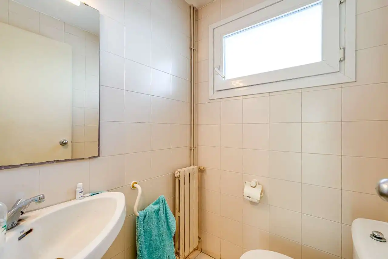 Bathroom of Detached homes for sale in Barcelona  with Air Conditioner, Heating and Terrace