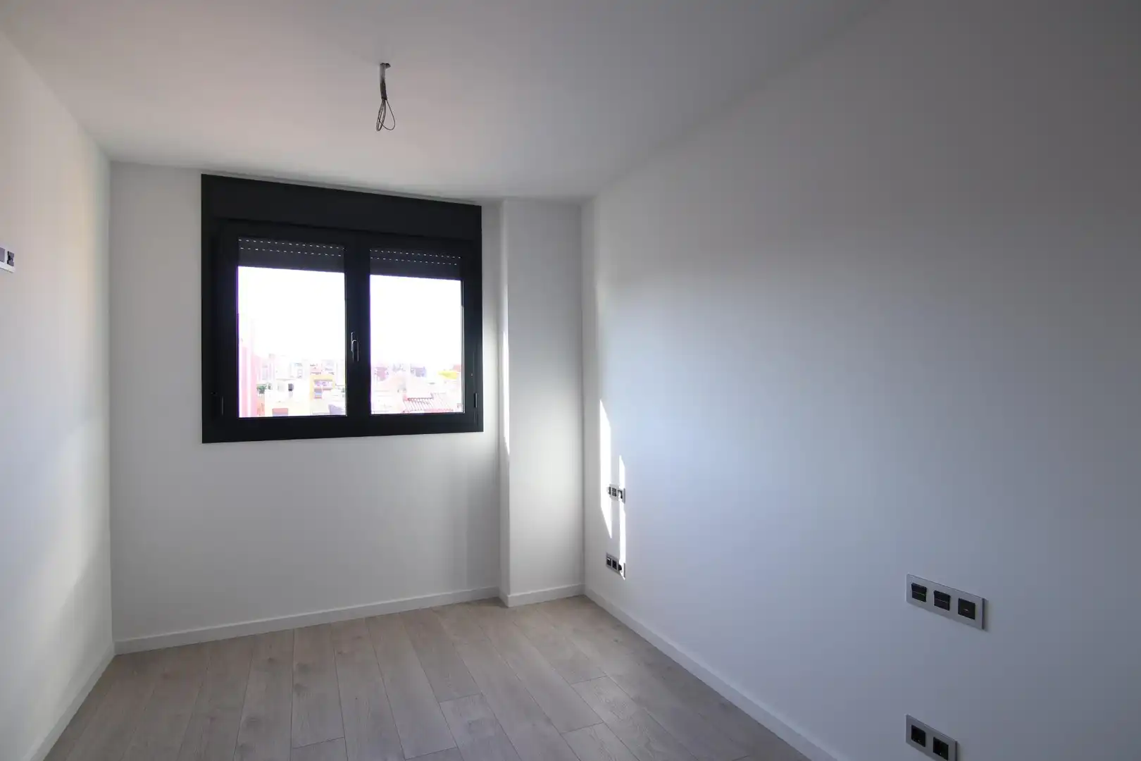 Bedroom of Flat for rent in Sabadell  with Air Conditioner, Heating and Parquet flooring
