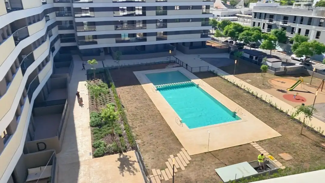 Pis amb terrassa de lloguer a Carrer Aragó