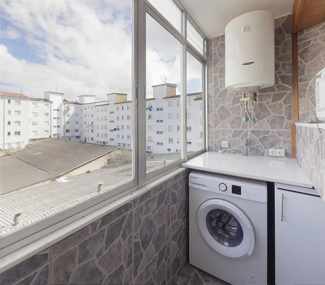 Terrasse von Wohnung zum Verkauf in Gijón  mit Heizung und Abstellraum