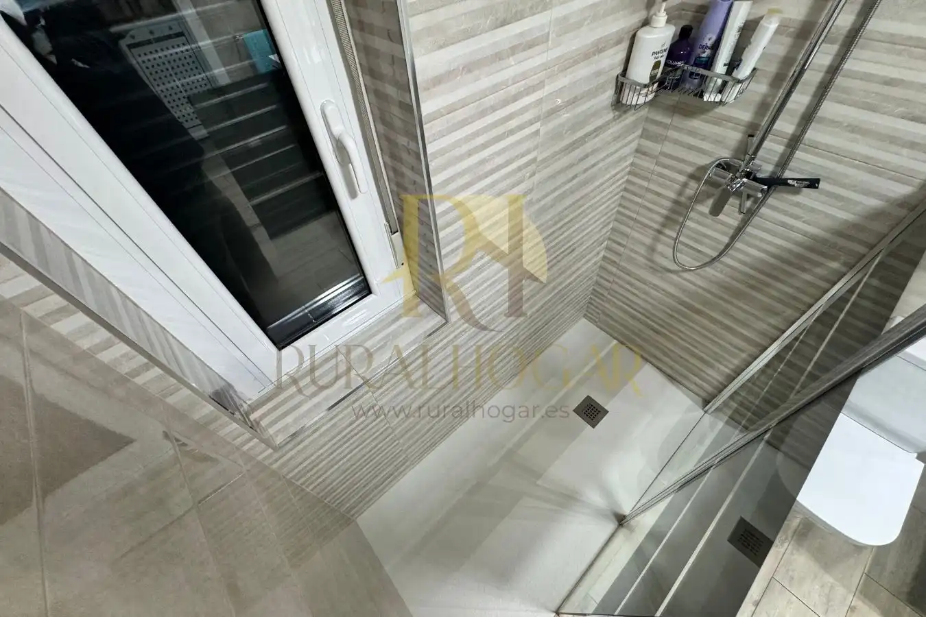 Baño de Casa o chalet en venta en Valdepolo con Calefacción, Jardín privado y Terraza