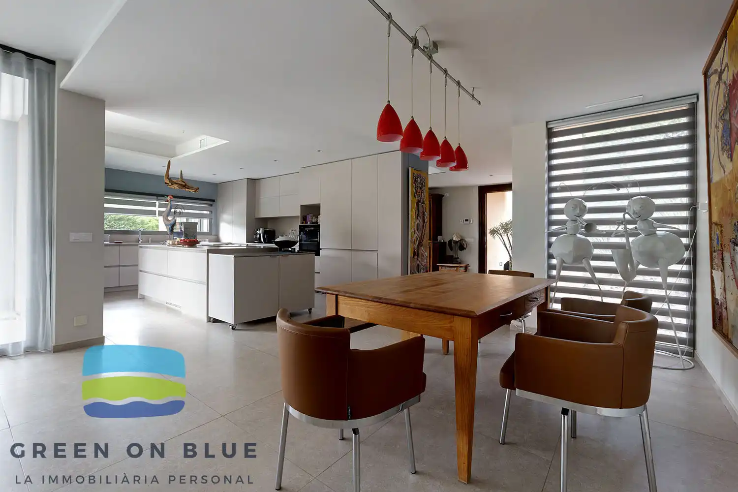 Dining room of Houses for sale in Peralada  with Air Conditioner, Oven and Washing machine