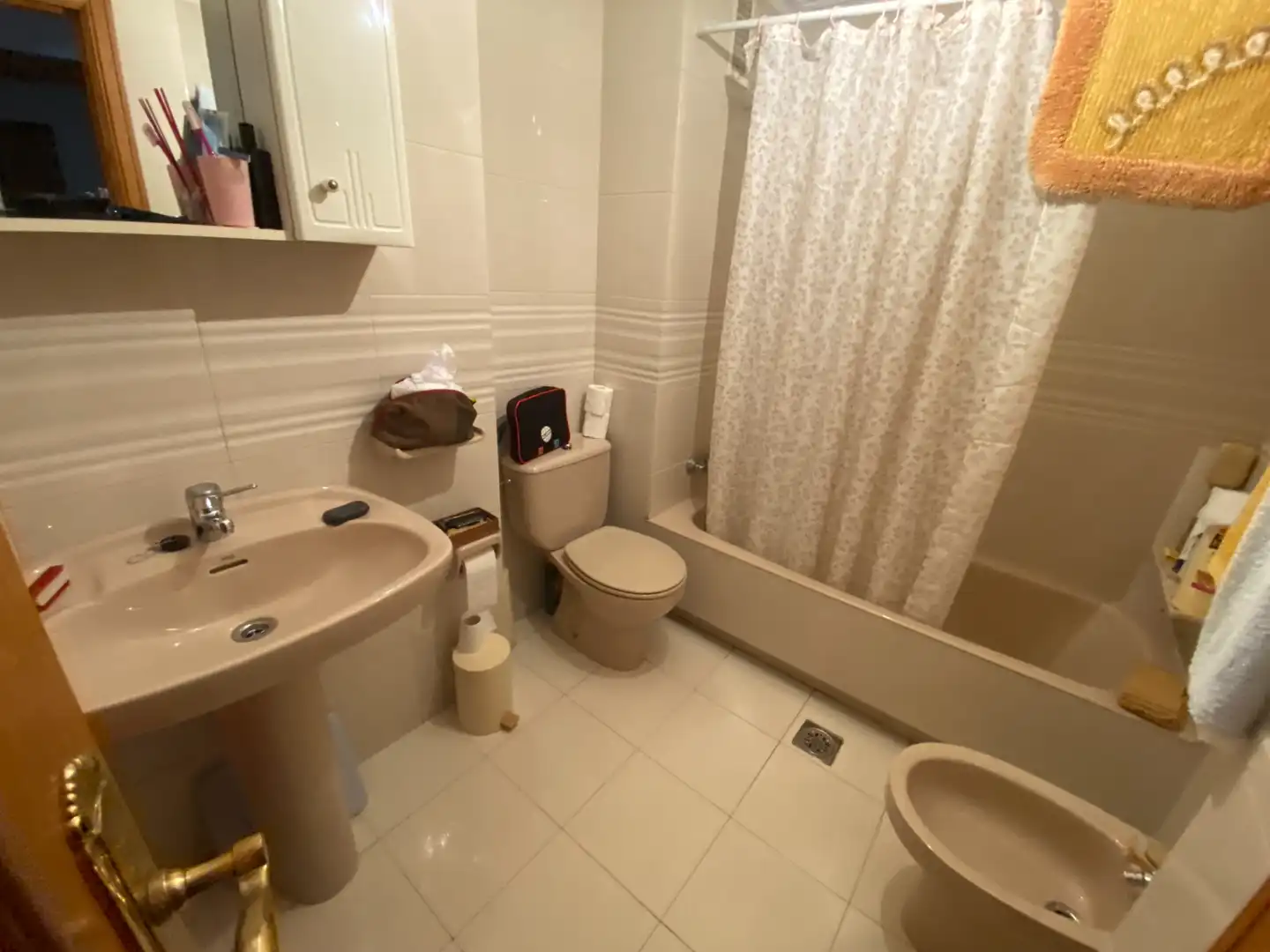 Baño de Apartamento en venta en Vigo  con Calefacción, Parquet y Trastero