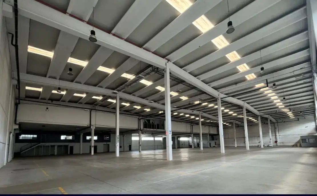 Nau industrial de lloguer a Llinars del Vallès, imagen 4