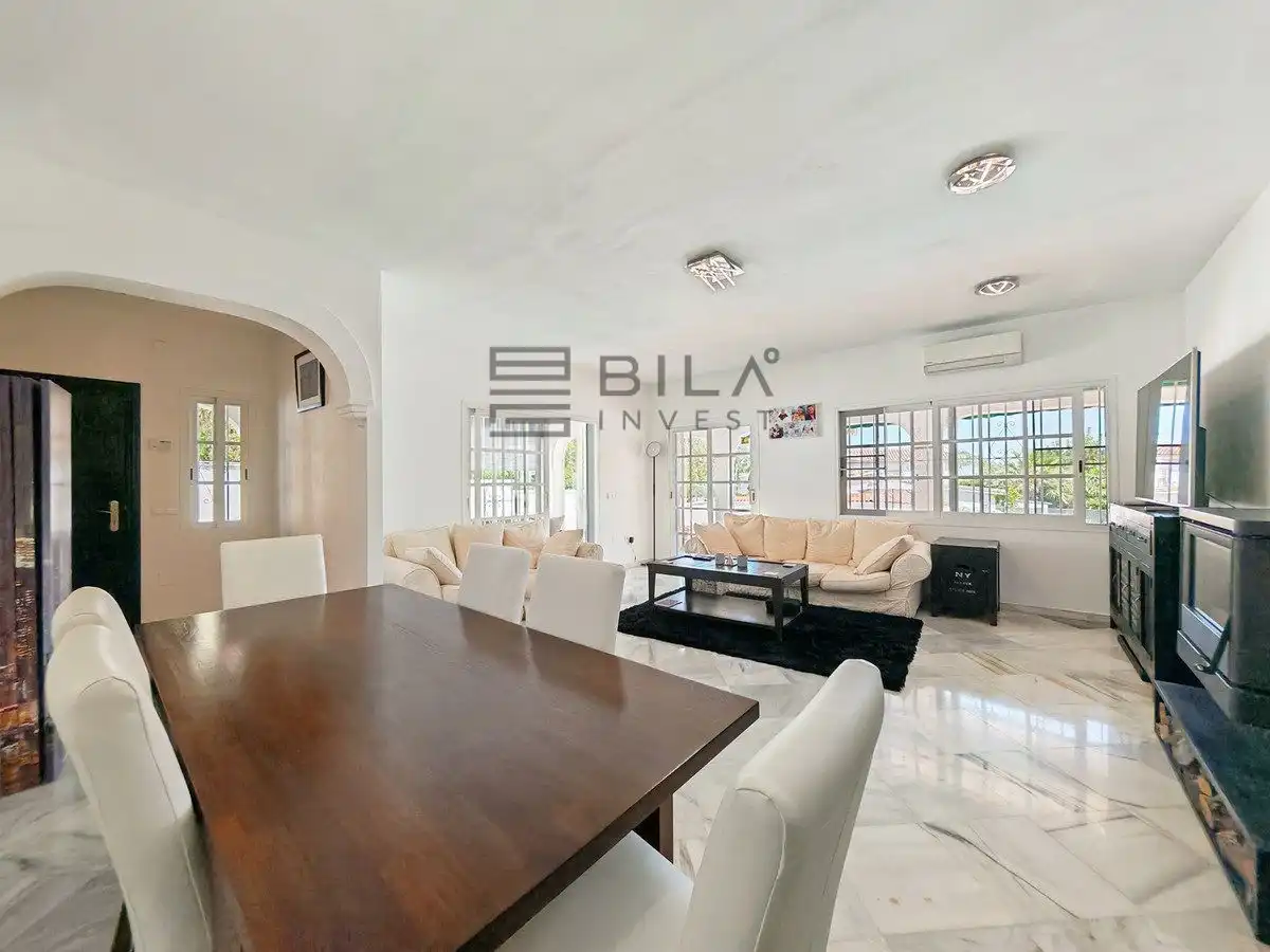 Chalet con piscina en venta en La Capellania, imagen 7