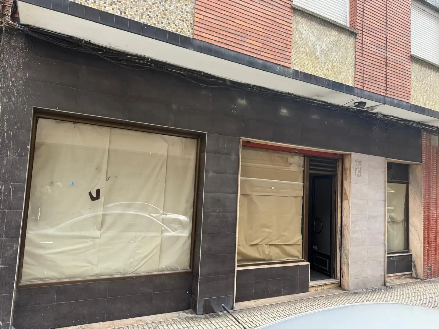 Local comercial en venta en Sama, imagen 2