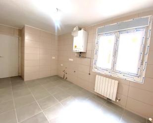 Kitchen of Flat for sale in Palencia Capital  with Heating, Terrace and Storage room
