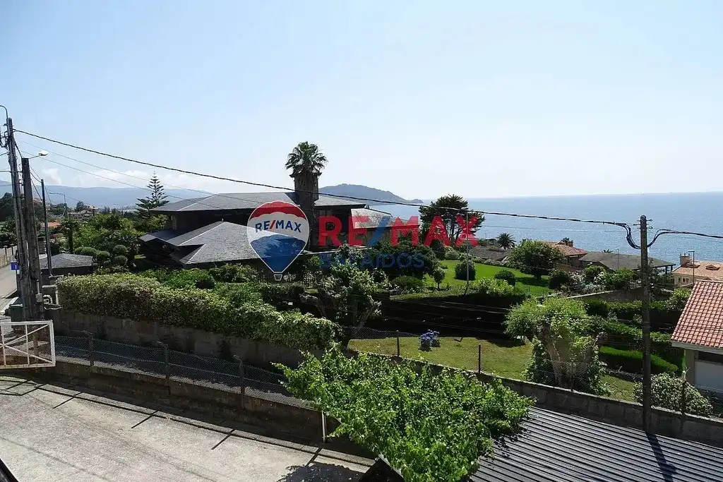 Vista exterior de Casa o chalet en venta en Vigo  con Jardín privado, Parquet y Terraza