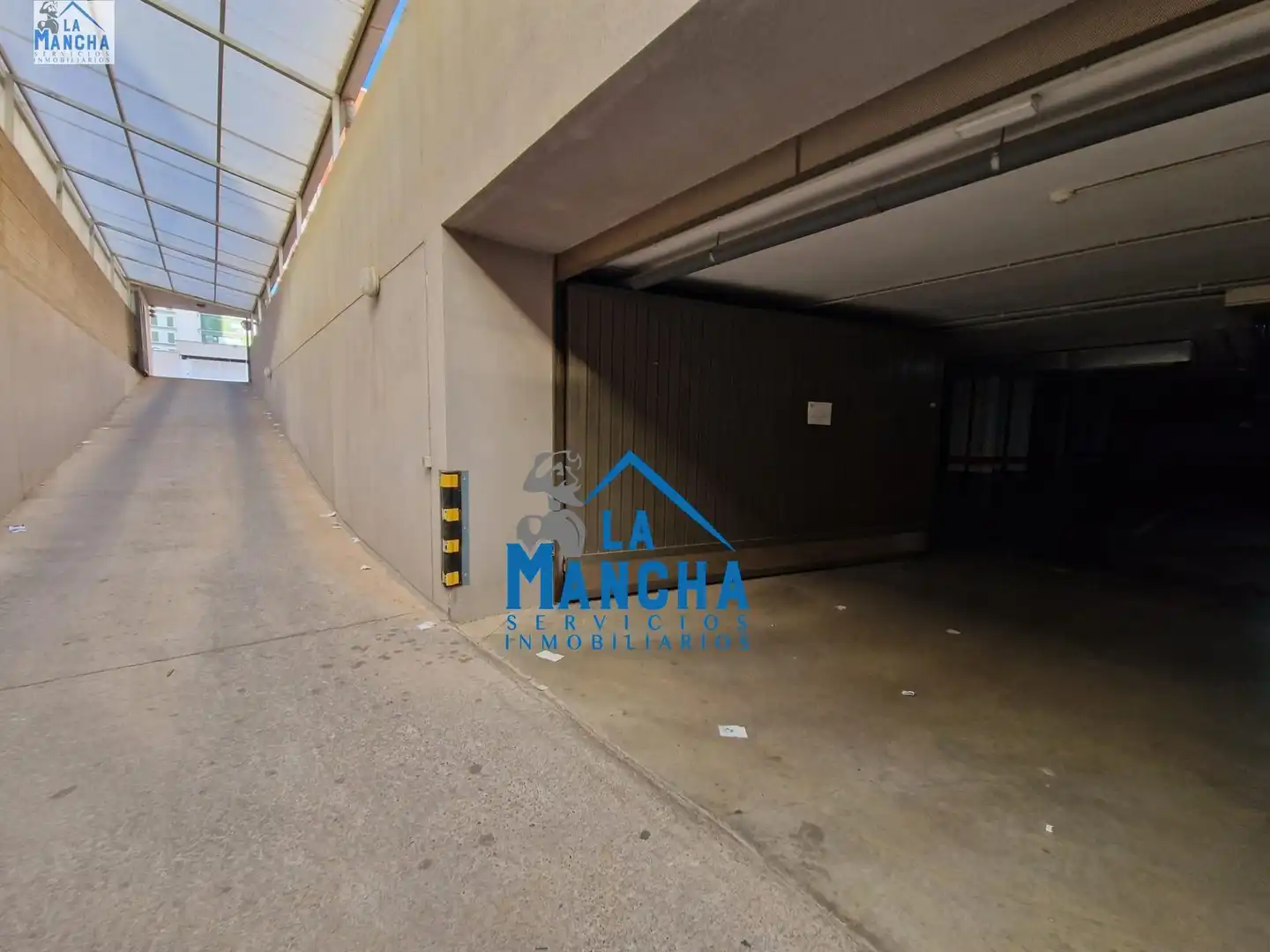 Parkplatz von Garage zum Verkauf in Albacete