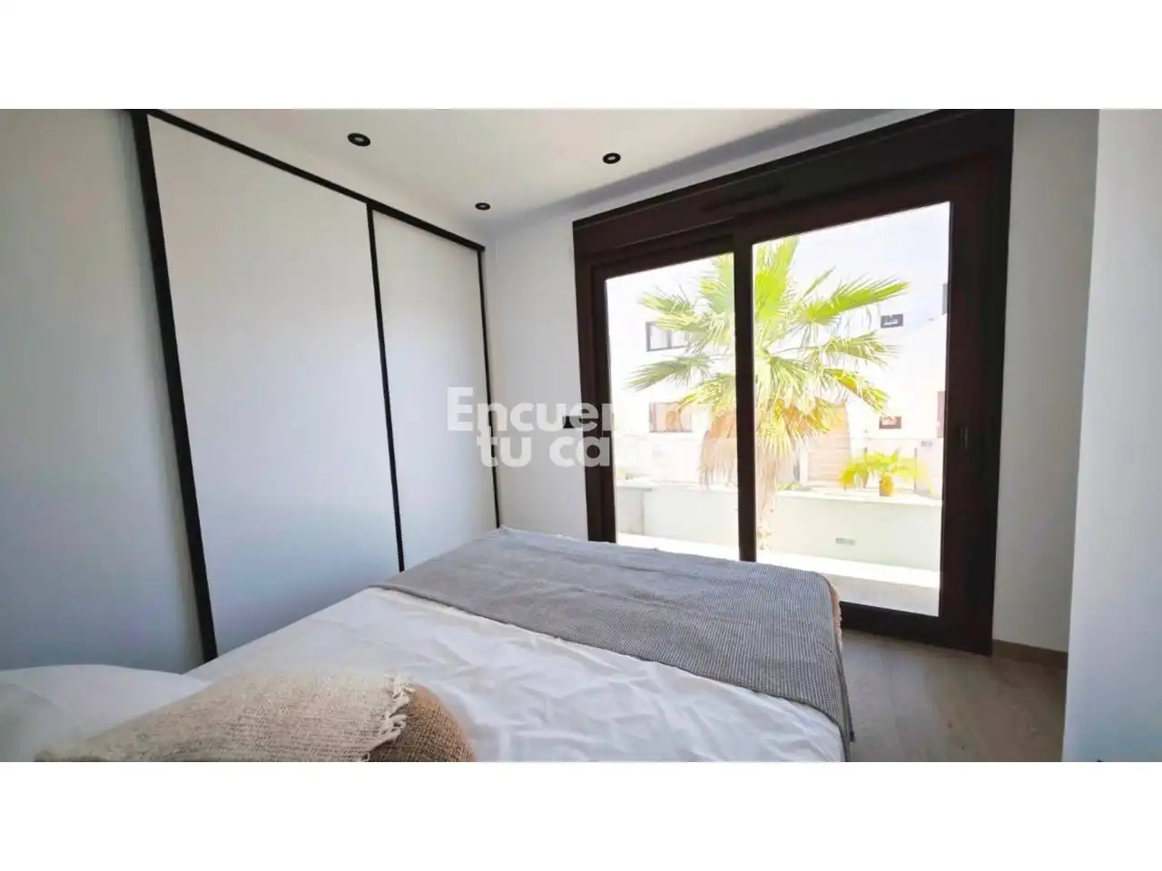 Villa mit Pool zum Verkauf in Calle Equador, imagen 16