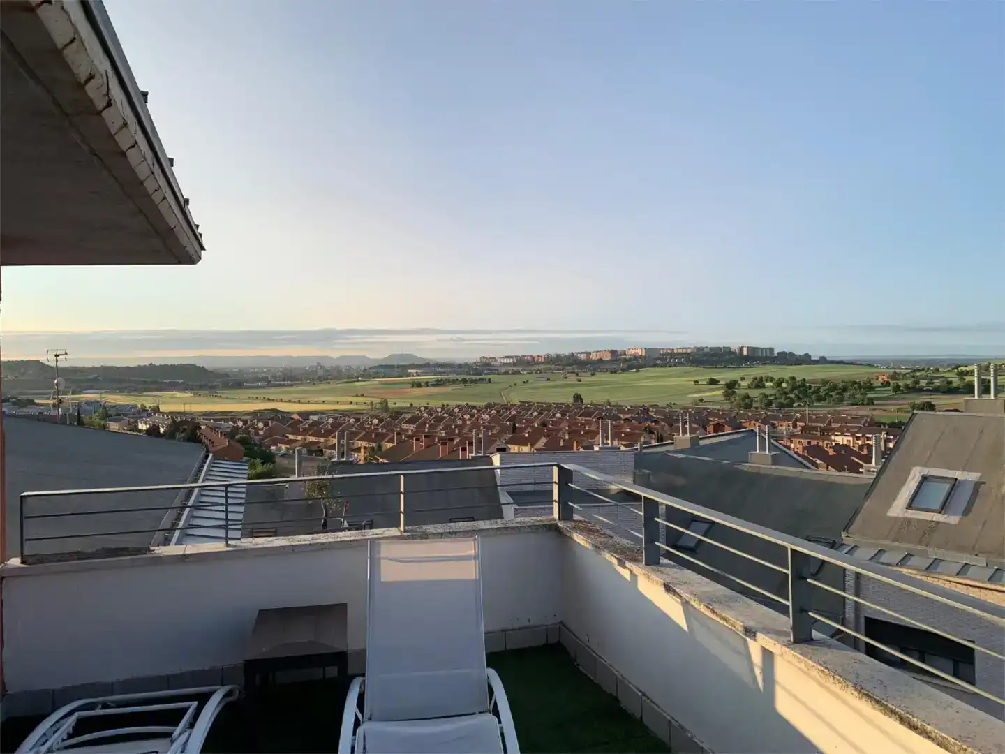 Terrassa de Àtic en venda en Zaratán amb Parquet, Traster i Piscina