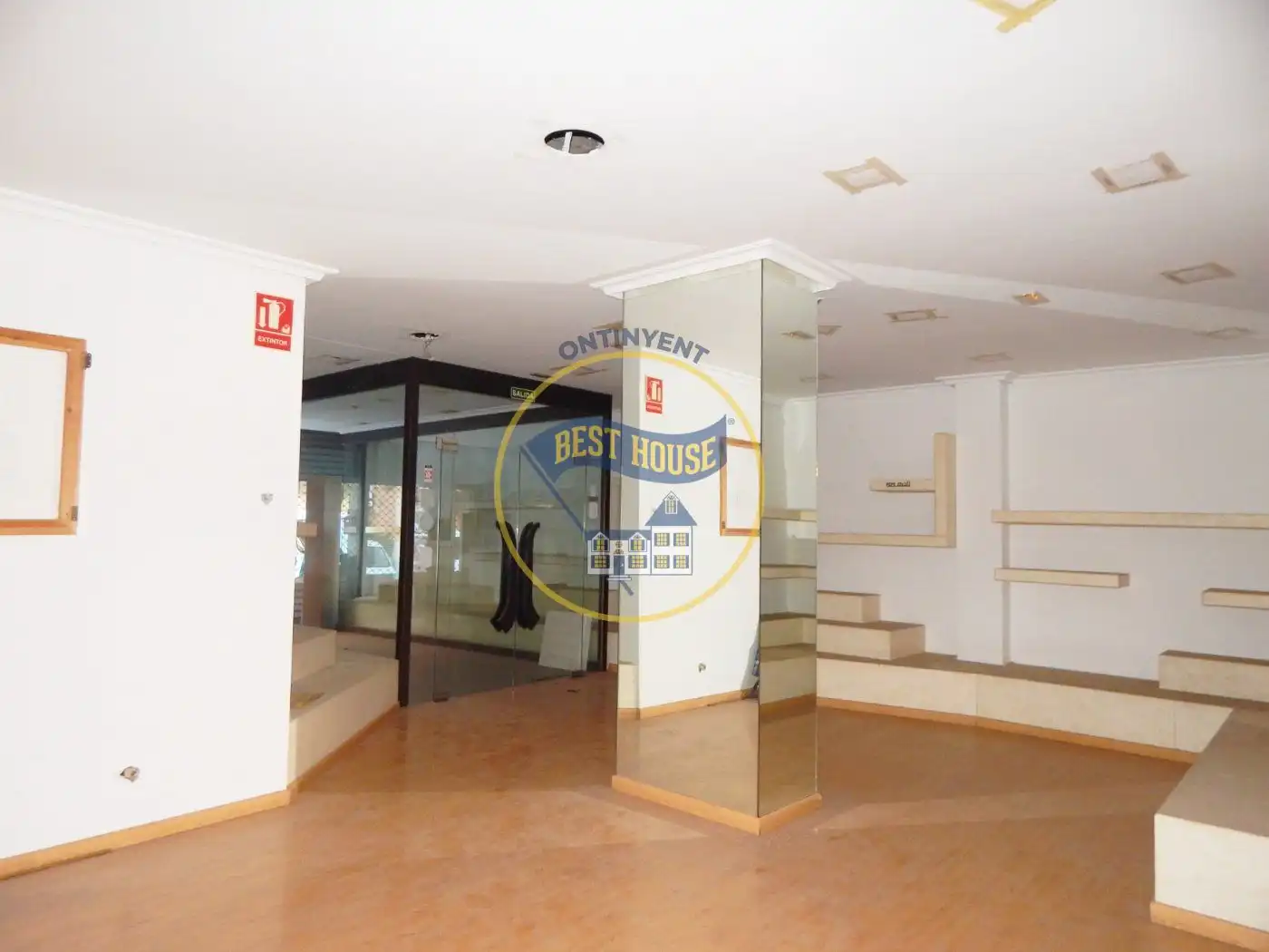 Business premises to rent in Sant Josep - Zona Hospital, imagen 2