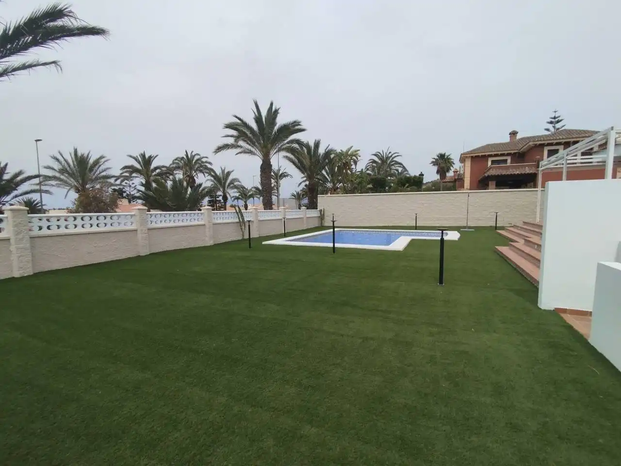 Piscina de Casa o chalet en venta en El Ejido con Aire acondicionado, Calefacción y Jardín privado