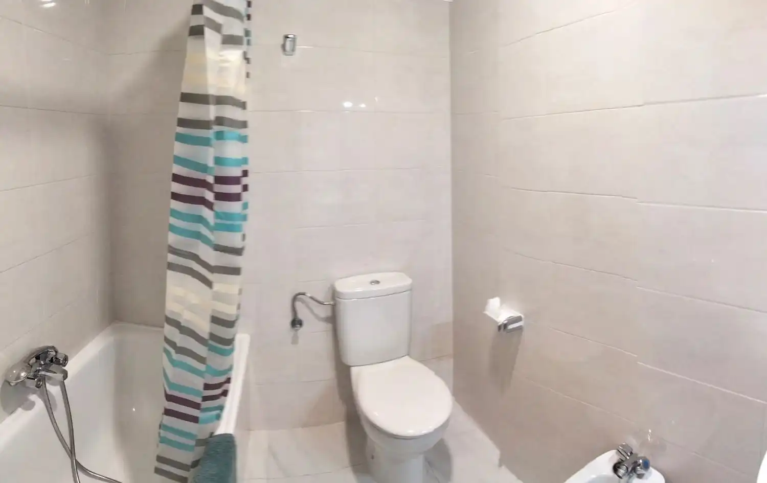 Baño de Casa o chalet de alquiler en Ensanche - Sar