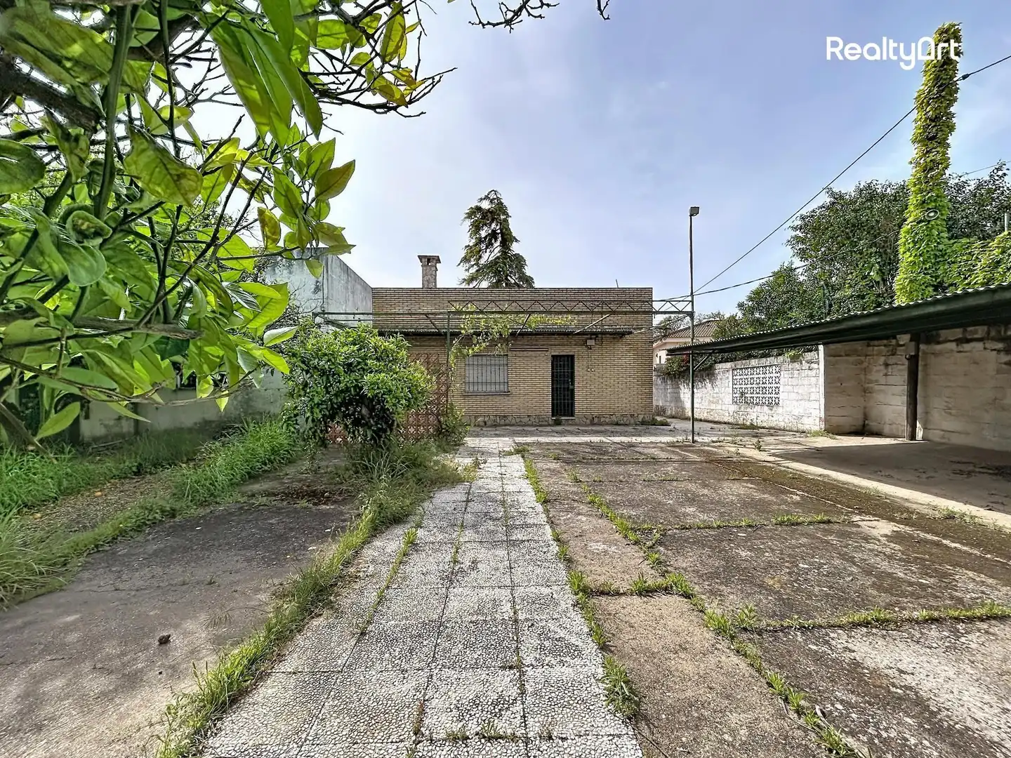 Außenansicht von Residential zum Verkauf in Valencina de la Concepción