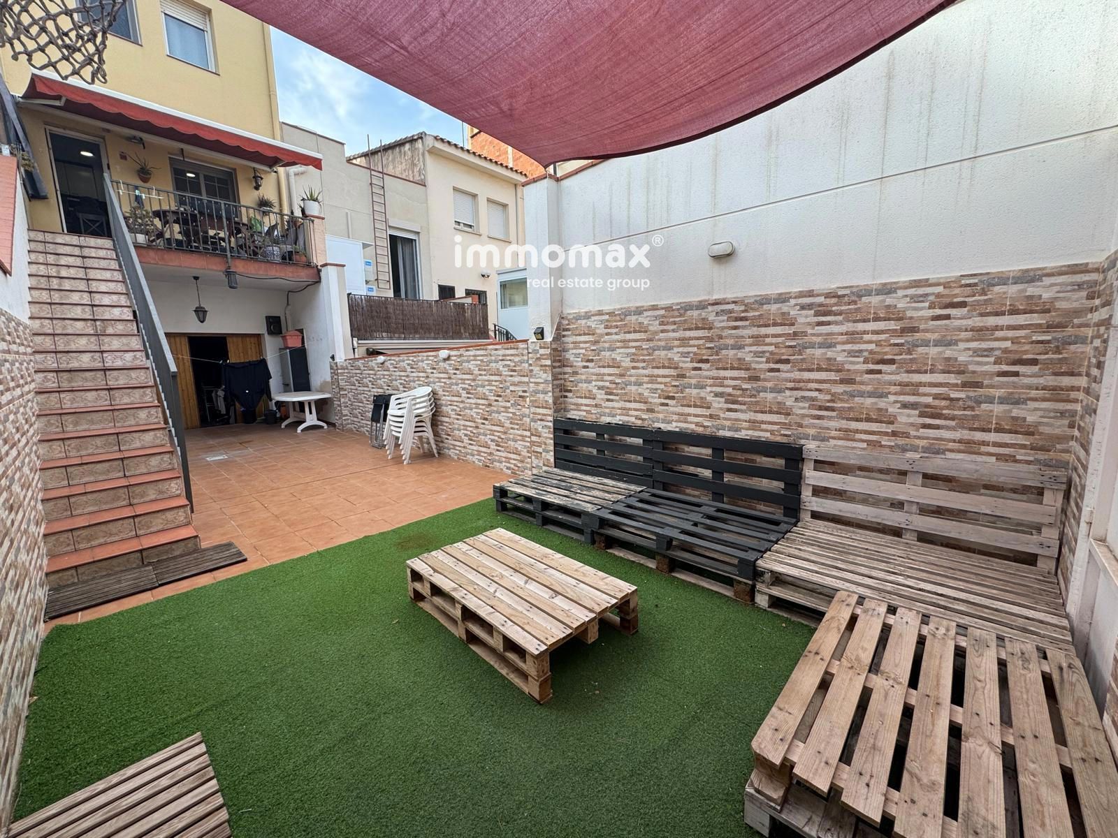 Terraza de Casa o chalet en venta en Sant Boi de Llobregat con Aire acondicionado, Calefacción y Trastero