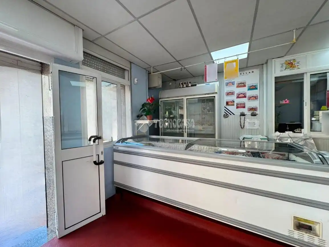 Local en venda en Fuengirola amb Aire condicionat i Moblat