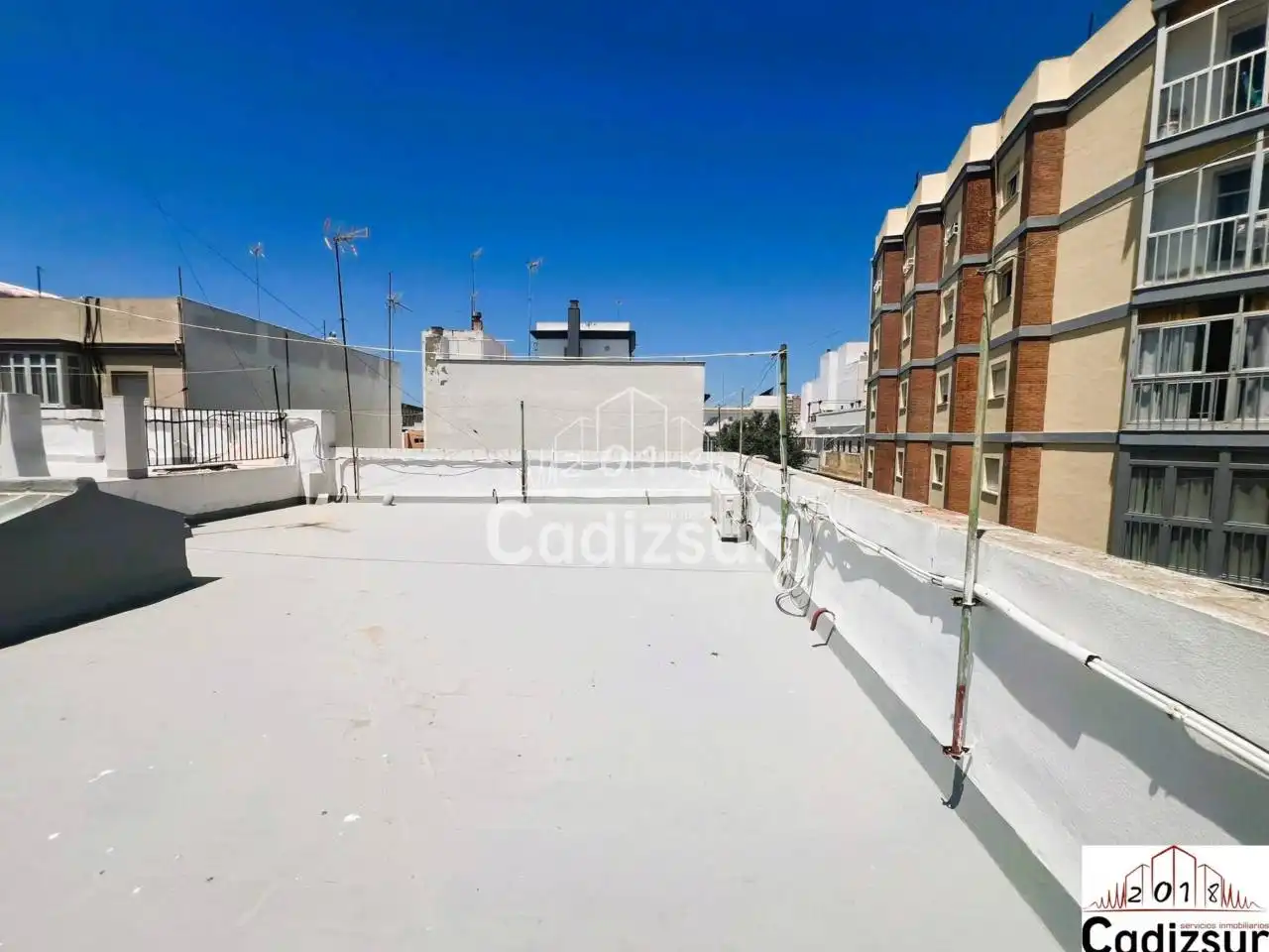 Terrassa de Pis en venda en Cádiz amb Aire condicionat