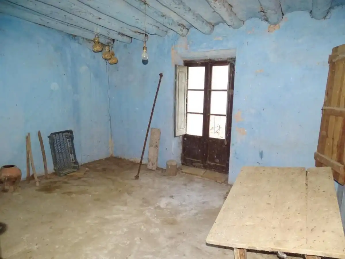 Casa adosada en venta en Valderrobres