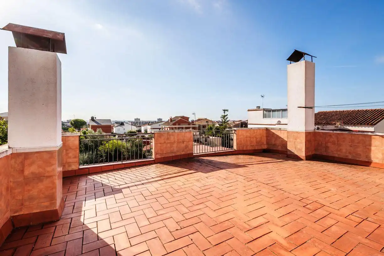 House with pool for sale in Carrer de les Orquídies, Viladecans, Spain, imagen 43