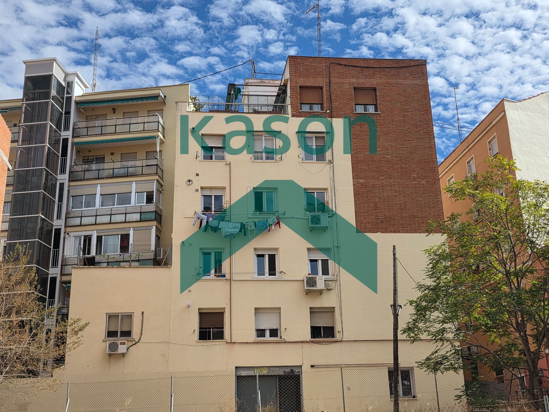 Exterior view of Apartment for sale in  Madrid Capital  with Heating