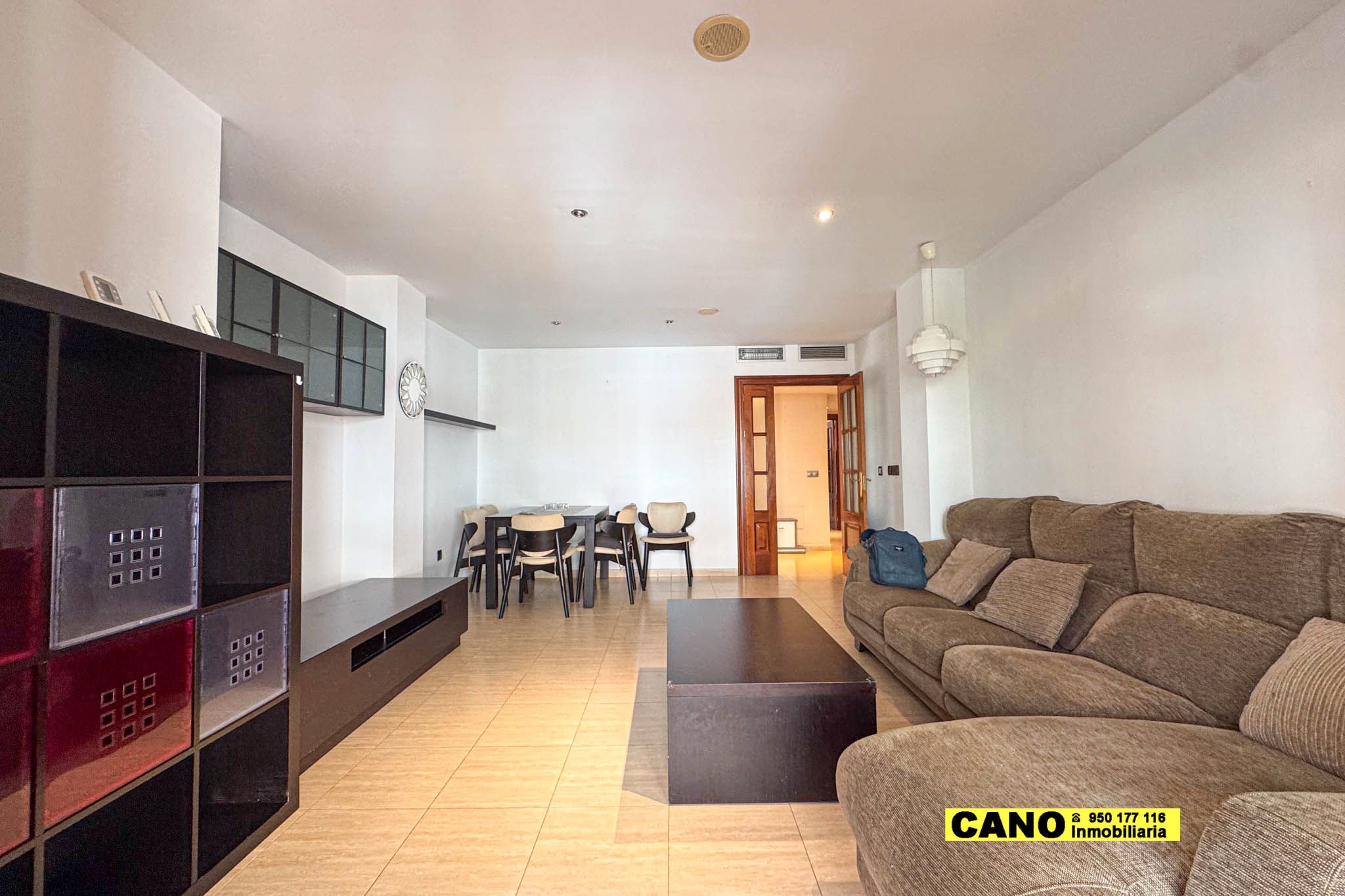 Sala d'estar de Pis en venda en  Almería Capital amb Aire condicionat, Calefacció i Terrassa