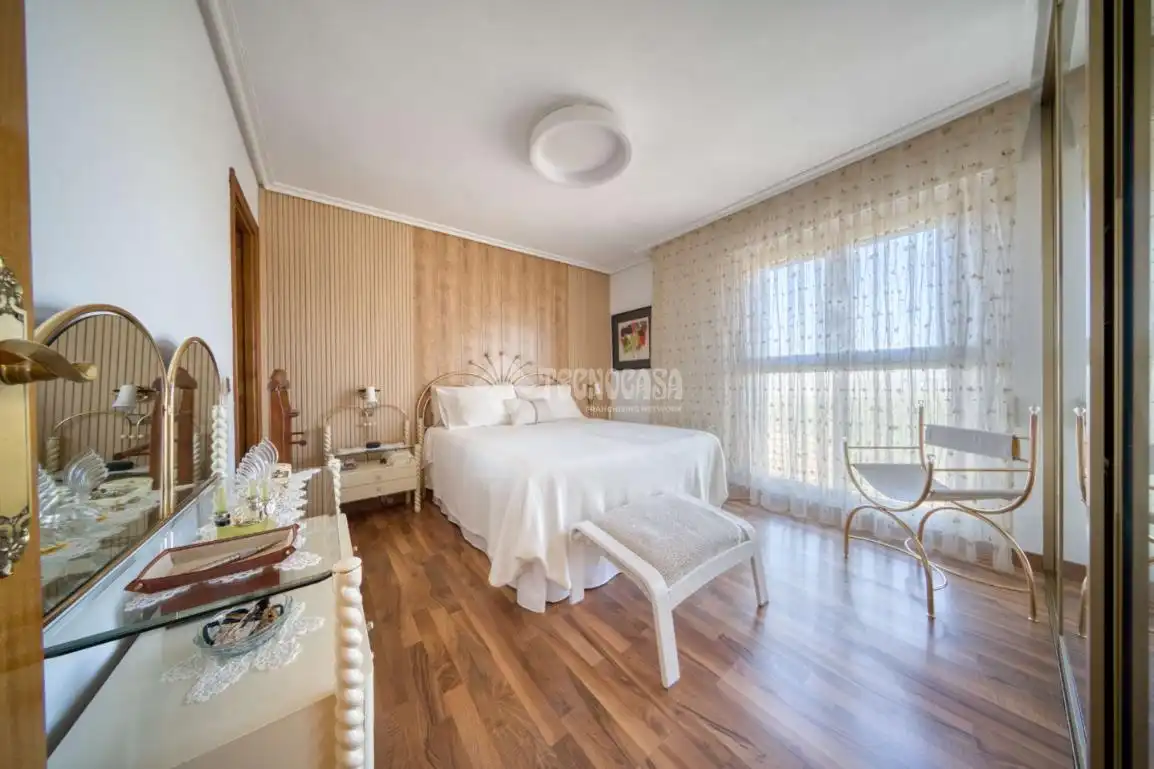 Habitación de Piso en venta en Valladolid con Calefacción y Parquet